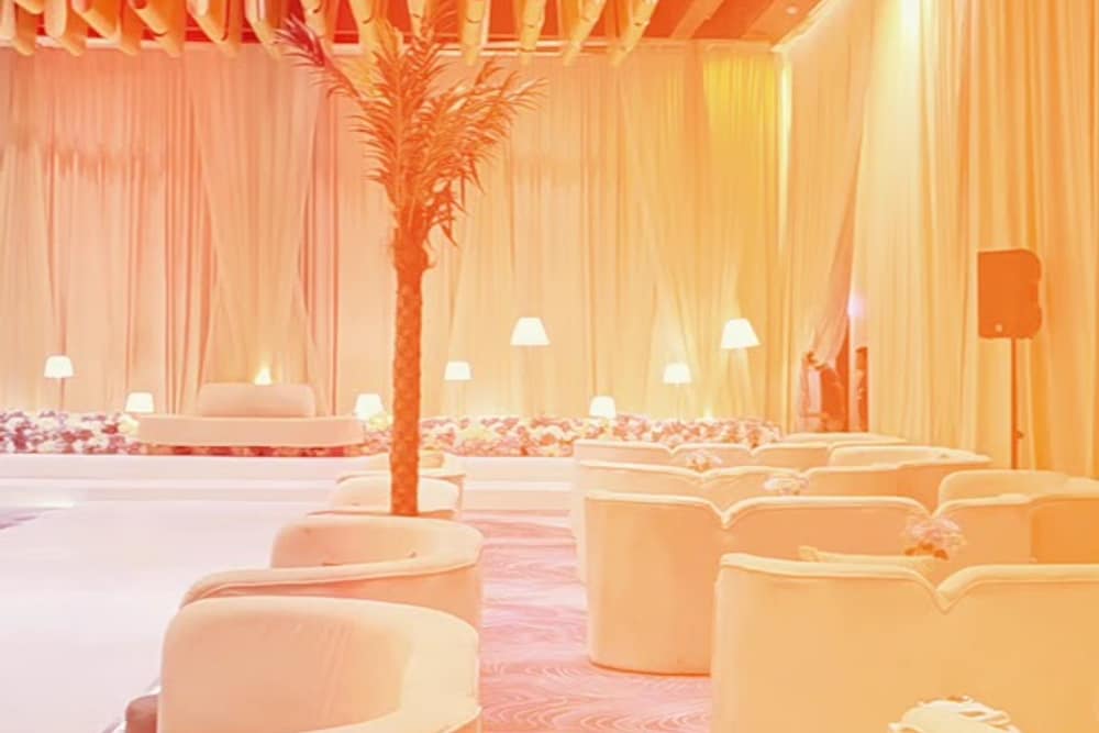 Crowne Plaza Yas Island (2)