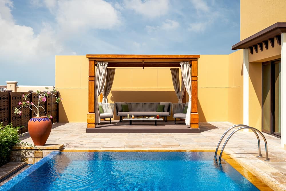 Saadiyat Rotana Resort + Villas