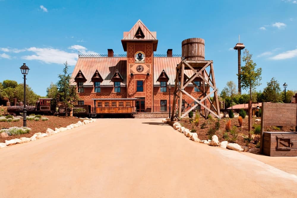 Hotel Gold River
