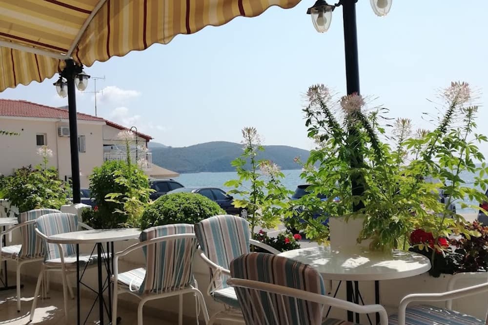 Porto Finissia, Finikounda (3)