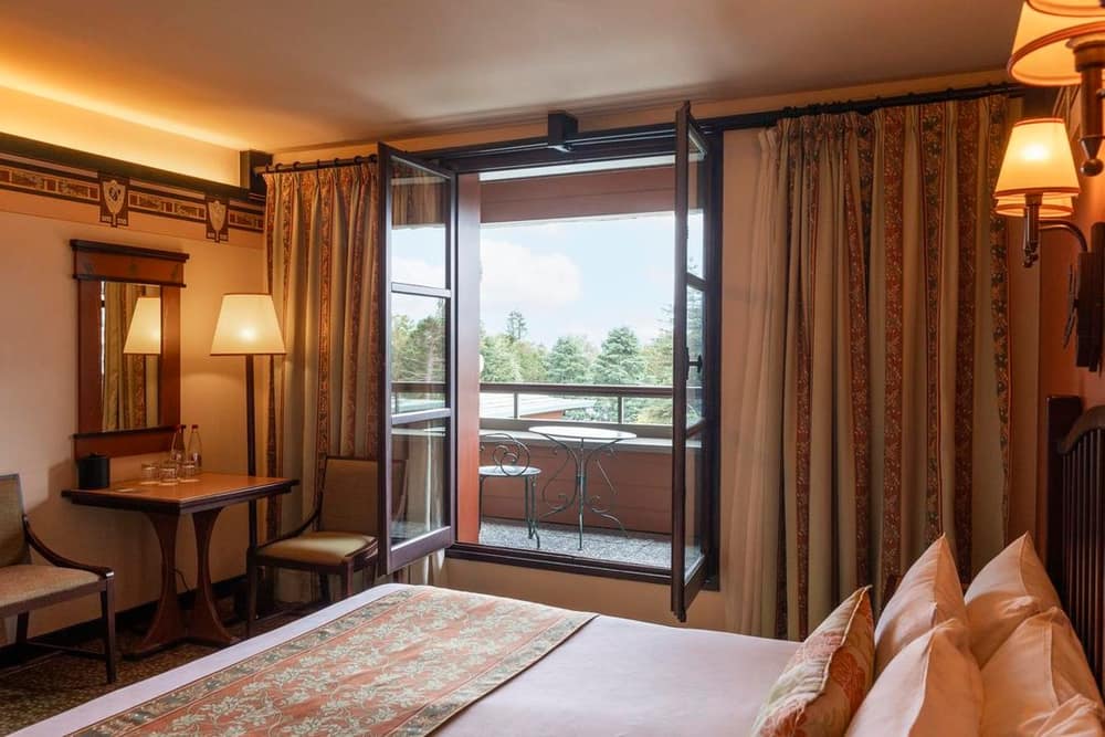 Disney Sequoia Lodge (3)