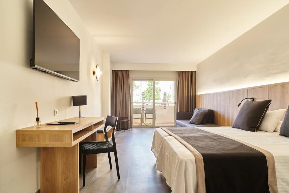 Invisa Hotel Club Cala Blanca (3)