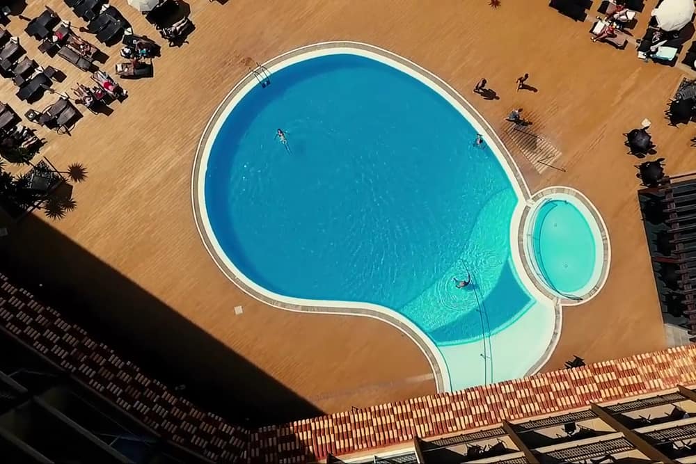Four Views Oasis (2)