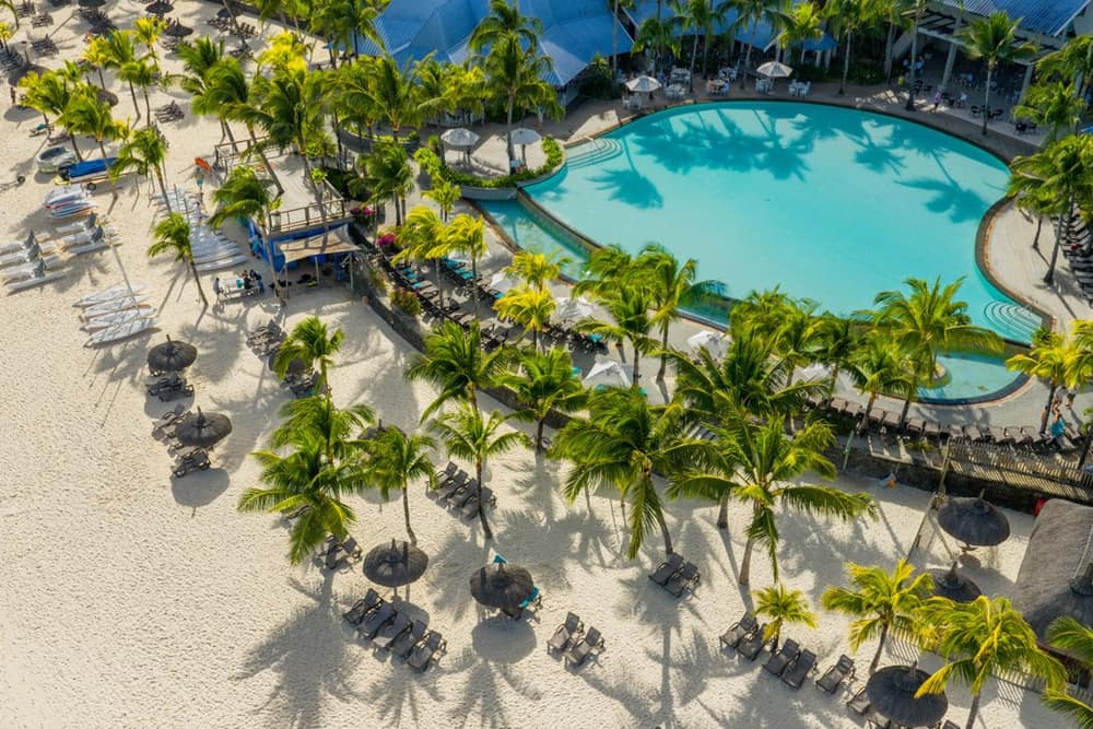 Victoria Beachcomber Resort & Spa