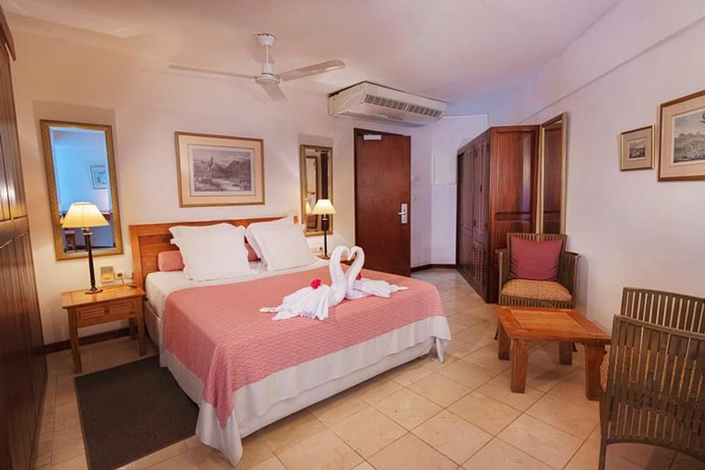 Hotel Le Saint-Alexis (2)