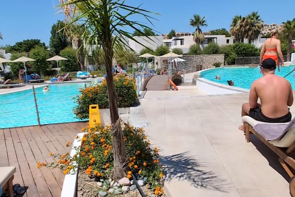 Aulus Lindos Rhodes, Curio Collection by Hilton (Lindian Village) (2)