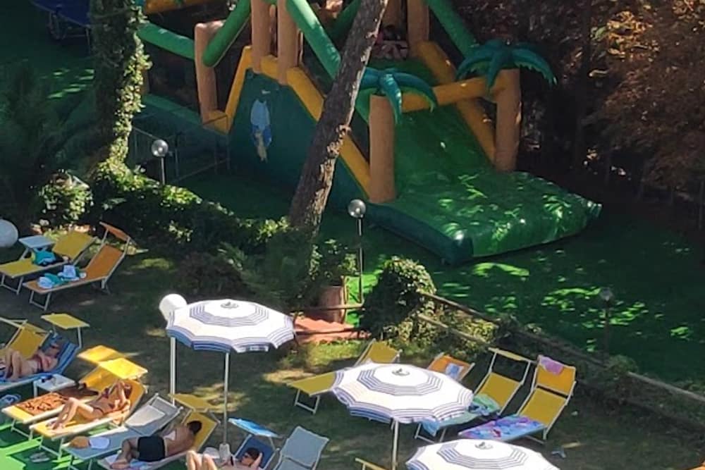 Club Family Hotel Rimini Village (2)
