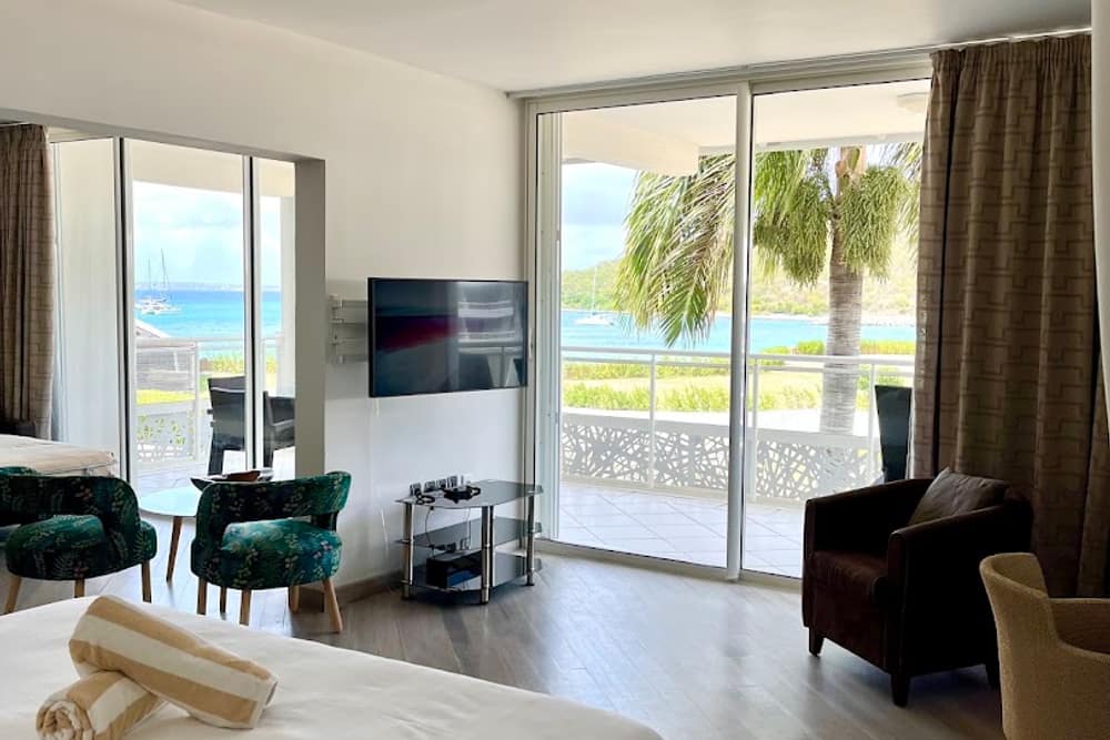 Le Domaine Anse Marcel Beach Resort (3)