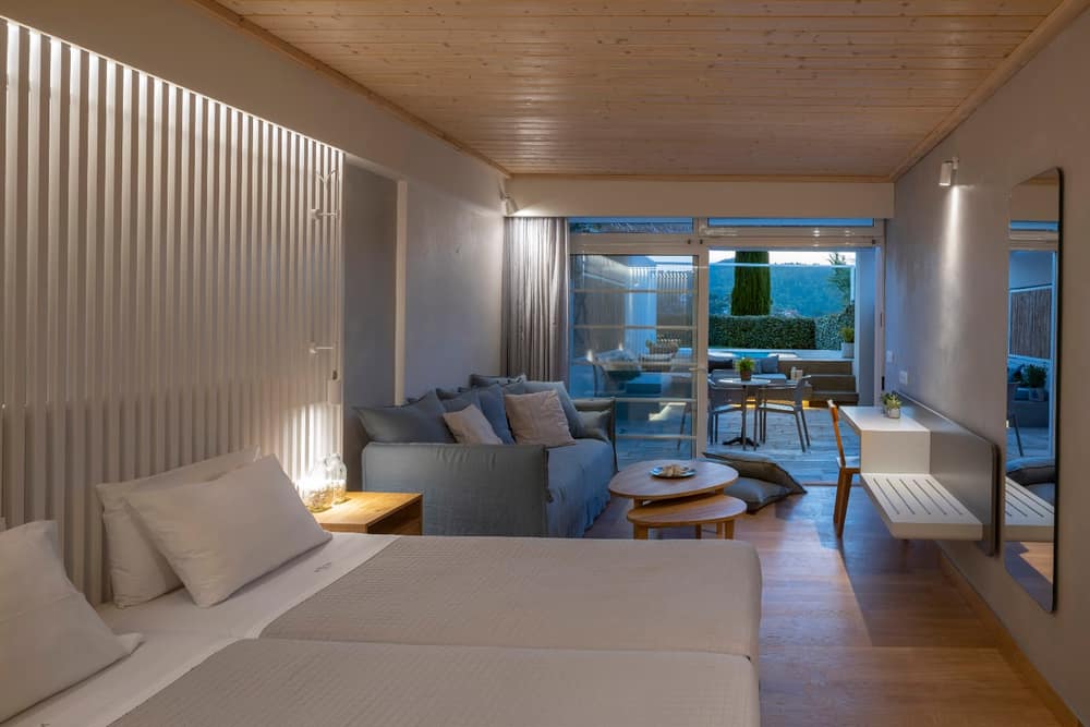 Atrium Hotel (3)