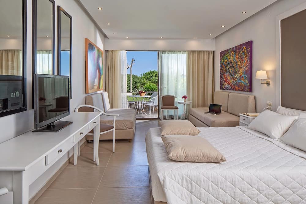 Kassandra Bay Resort, Suites & Spa (3)