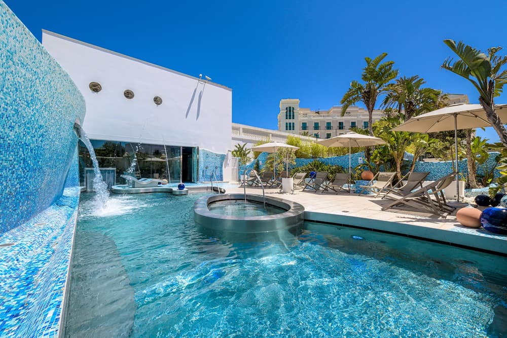 Las Arenas Balneario Resort