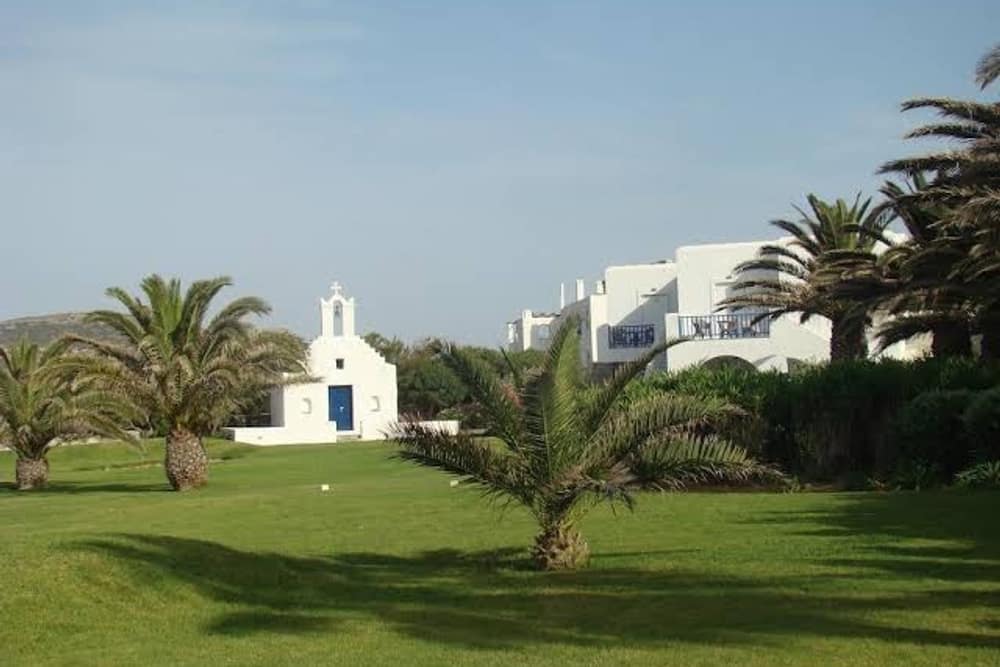 Naxos & Paros